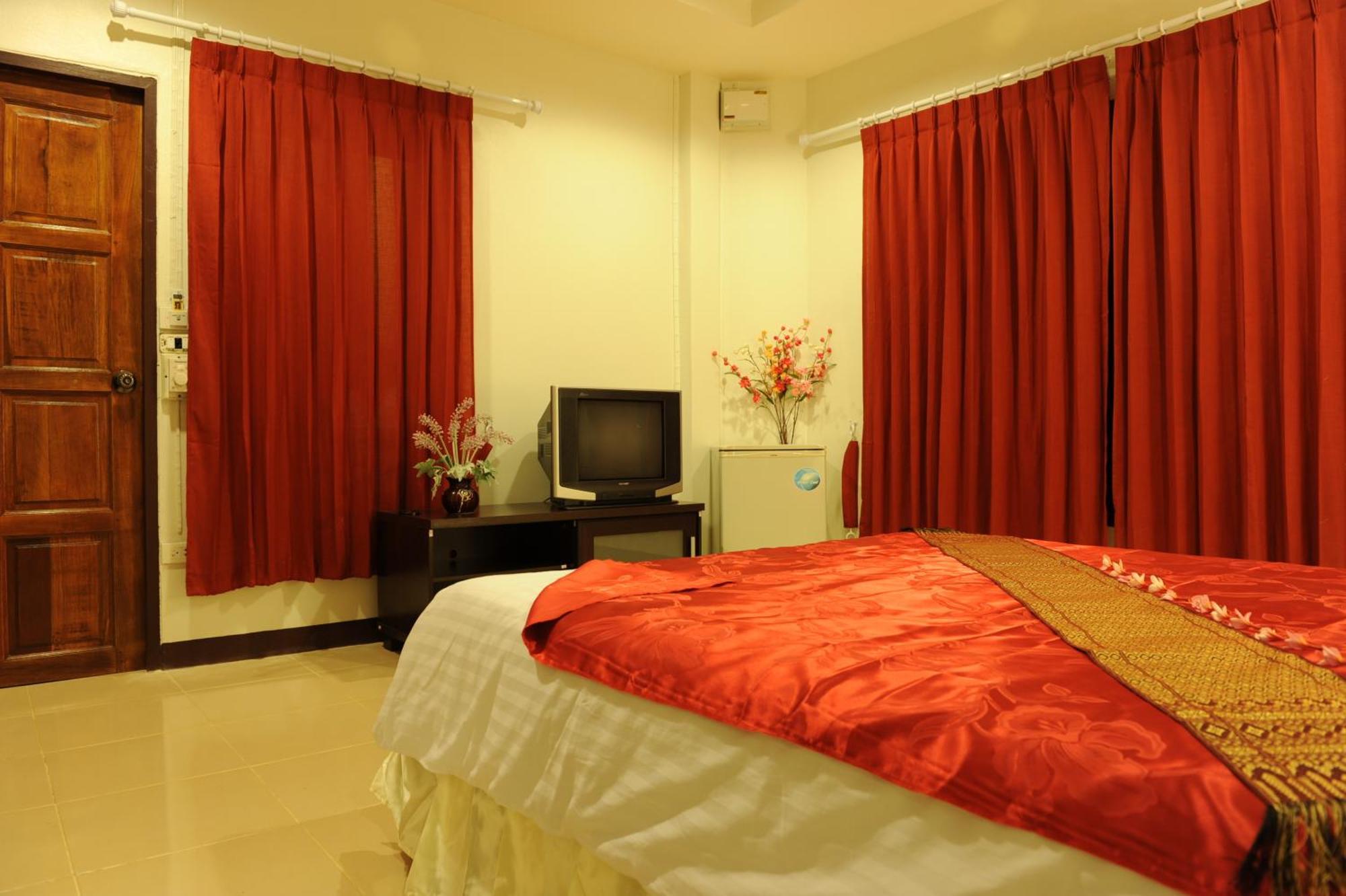 Moonwalk Lanta Resort Ko Lanta Екстериор снимка